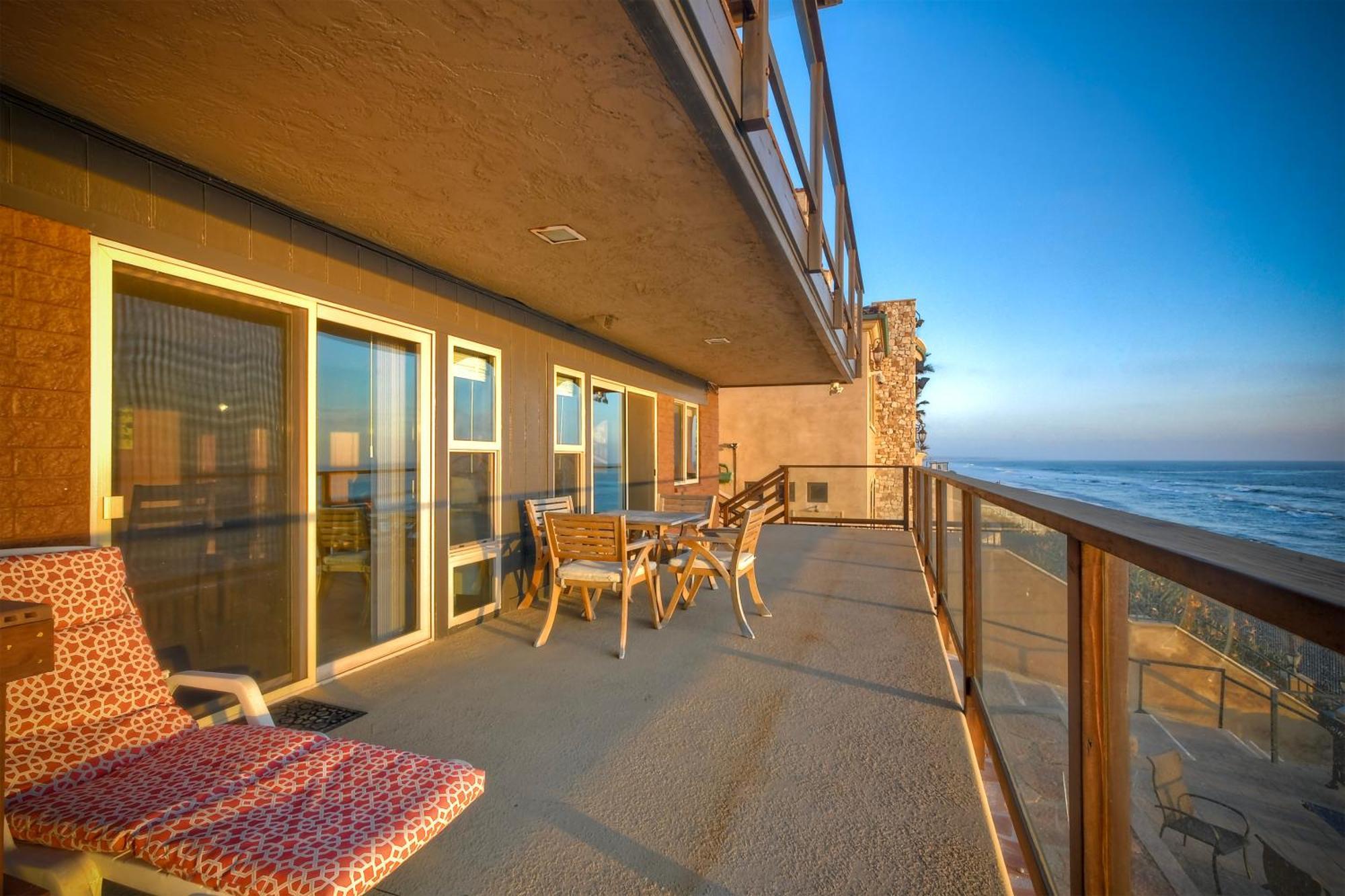 Oceanfront Getaway Ocean Views Fire Pit Bbq Beach Access Apartment Carlsbad Exterior photo