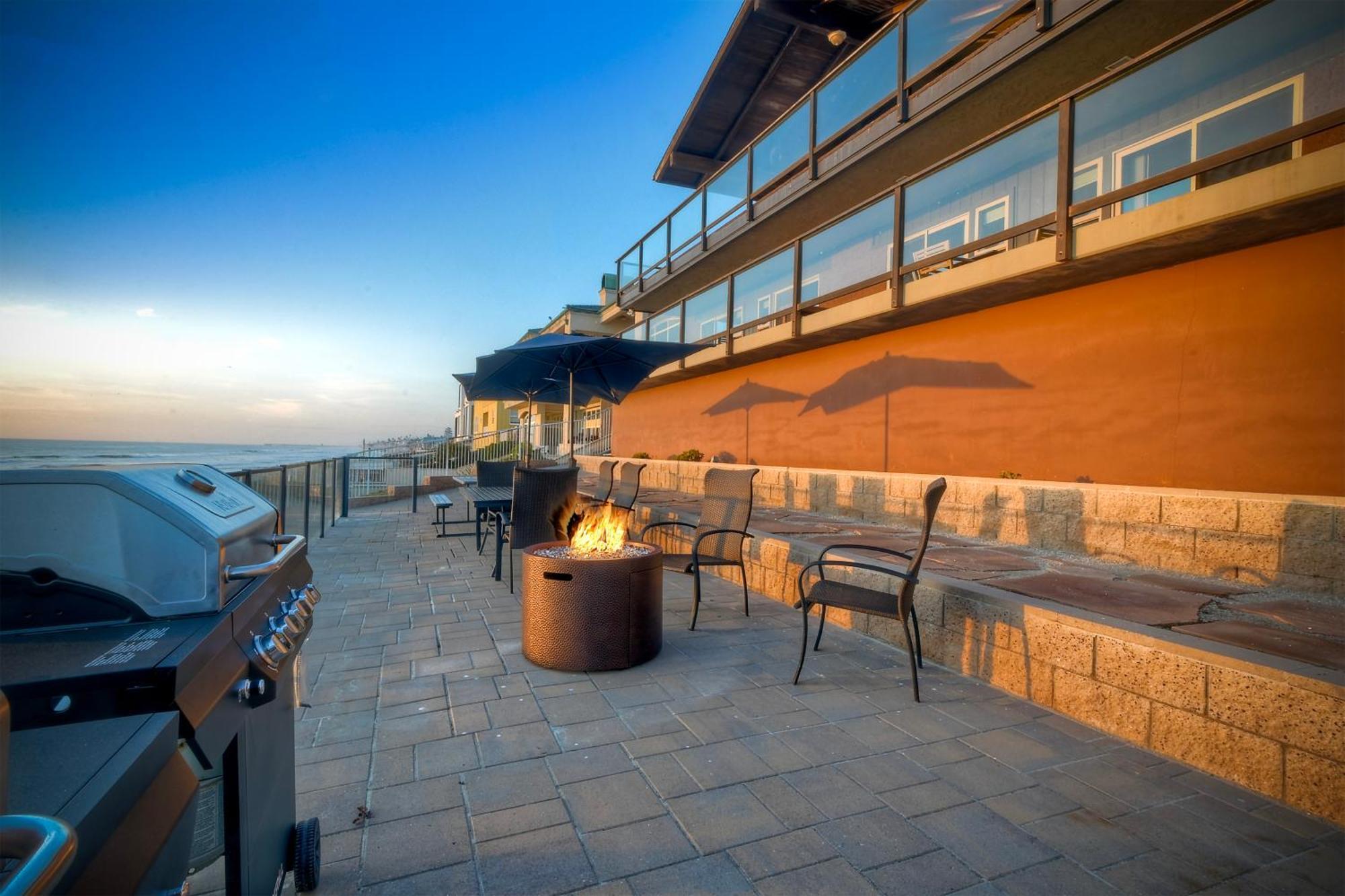 Oceanfront Getaway Ocean Views Fire Pit Bbq Beach Access Apartment Carlsbad Exterior photo