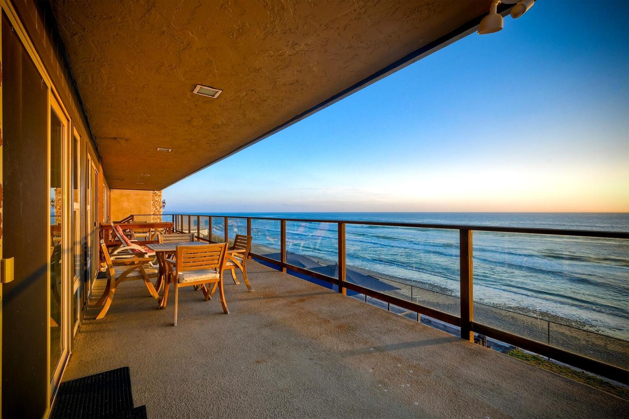 Oceanfront Getaway Ocean Views Fire Pit Bbq Beach Access Apartment Carlsbad Exterior photo